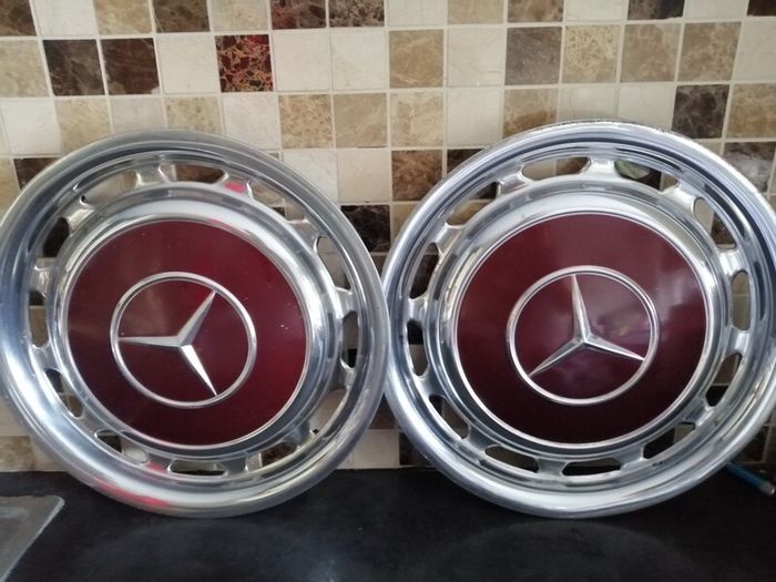 Mercedes wheel trims