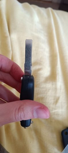 Volkswagen Two-Button Key Shell & Blade