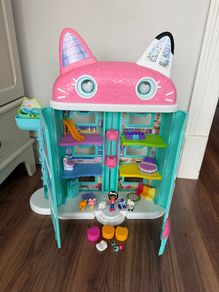 Gabbys Dollhouse