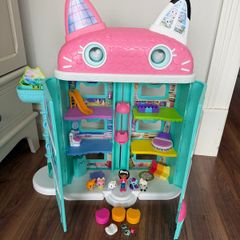 Gabbys Dollhouse