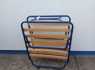 Folding bed base