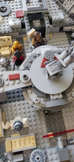 Lego Millennium Falcon