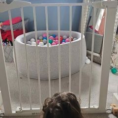 Ball pit