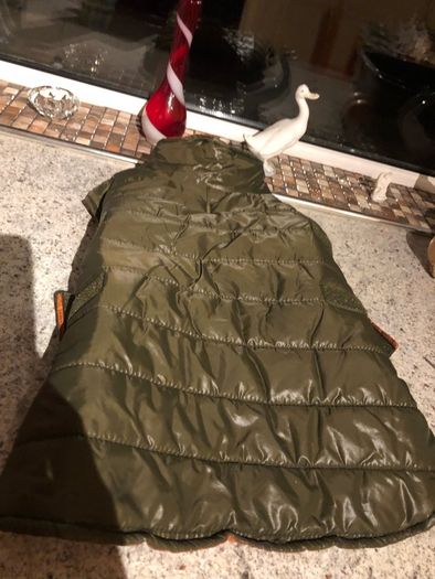 Dogs BNWT green velcro gillet size M