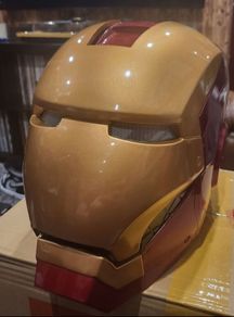 Cat Toys 1:1 Wearable Iron Man Helmet