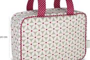 Victoria Green Hanging Wash Cosmetic Bag