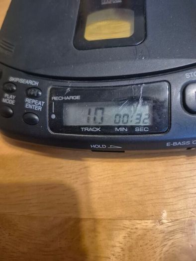 Optimus CD-3530 Discman