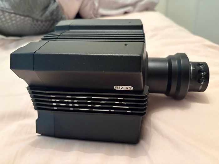 Moza R12 V2 like new