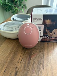 Momcozy Mobile Flow Breast Pump