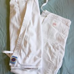Child's Karate Suit Size 2 / 150