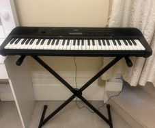 piano keyboard