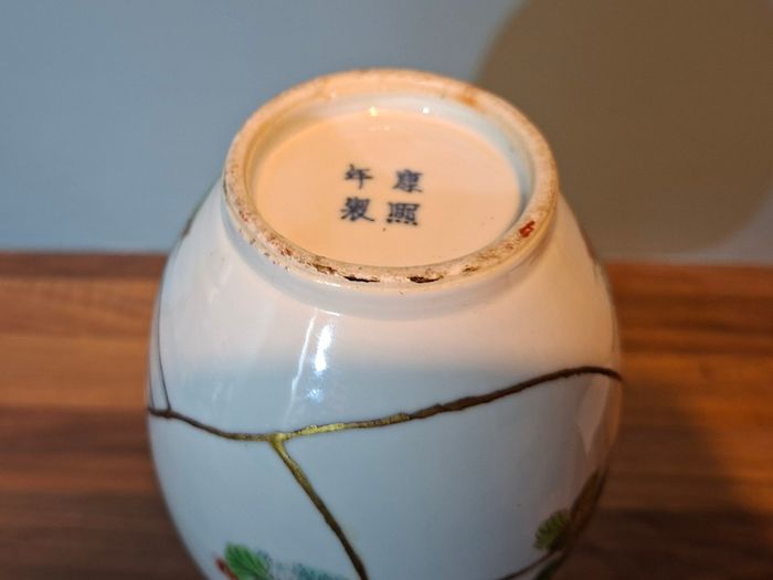 Late 19th Century famille verte mei ping vase phoenix Pattern, Hand Painted