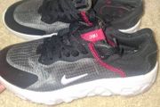 nike trainers