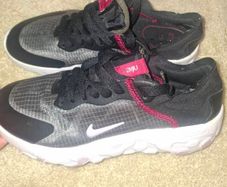 nike trainers