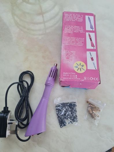 rhinestone applicator