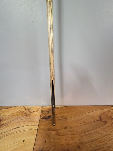 Britannia Jupiter 8 ball pool cue