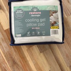 Cooling gel pillow pad