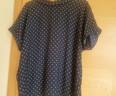 4 tops size 18