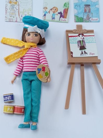 Lottie Doll treehouse and artist doll.