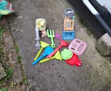 beach toys