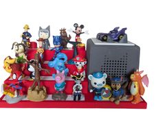 Tonie box holder and shelf