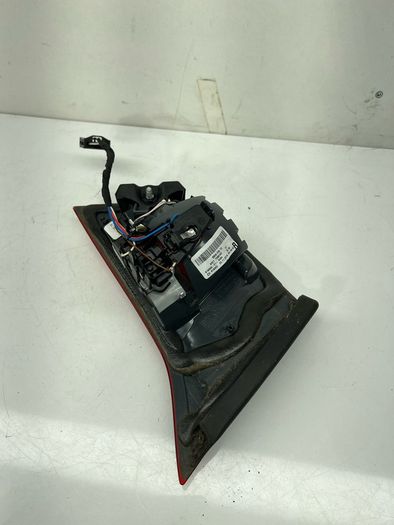 BMW 4 Series F32 F83 taillight tail light tailgate right taillight 7296102