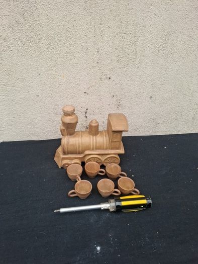 Ceramic train bottle and cups postage possible