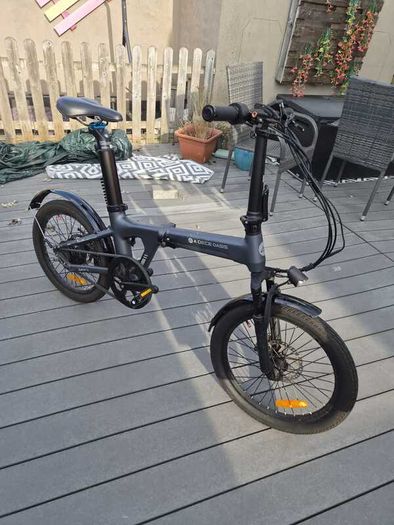 Ado Air 20 ebike (with front fork damper).