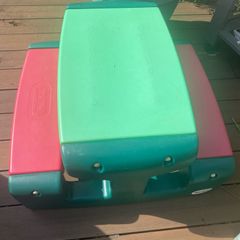 Little Tikes Junior Picnic Table