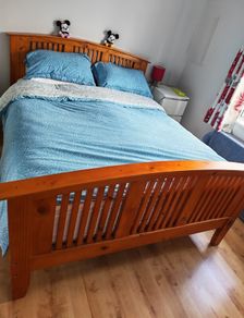 king-size bed