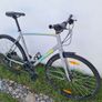 Trek FX2 2021 (Gen 2) sports hybrid bike XL Image 2