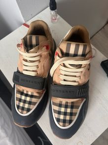 mens Burberry runners