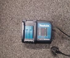 makita charger