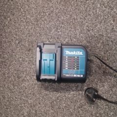 makita charger