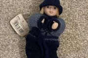 Vintage porcelain doll (slightly damaged boot) 16cm H x 7cm W x 5cm L