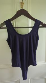 The class navy cotton bodysuit