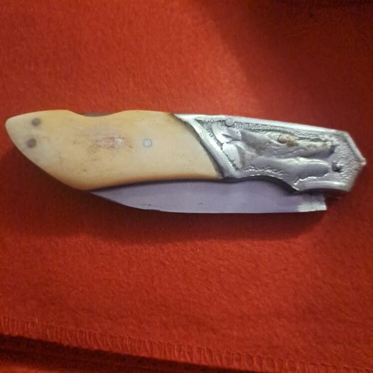 lock knife wolfhead decorative and bone handle