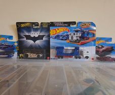 hot wheels batman transformers ultra magnus