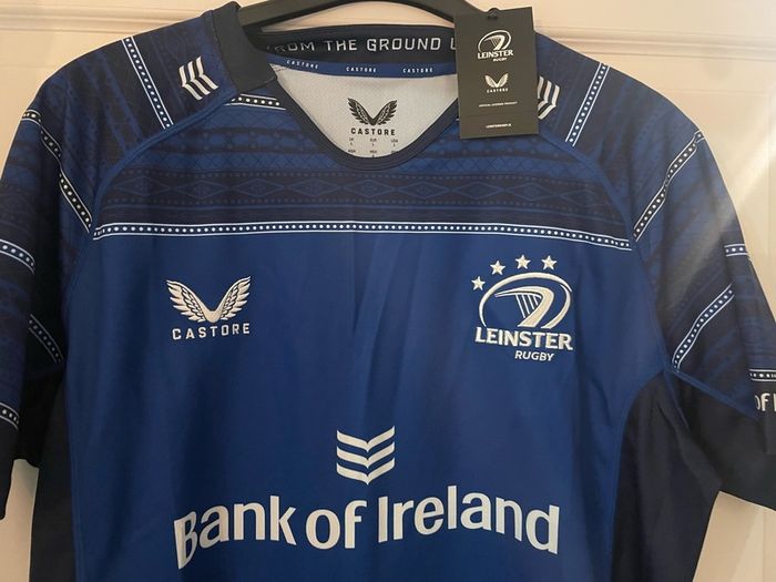 Castore Leinster rugby Jersey size L brand new