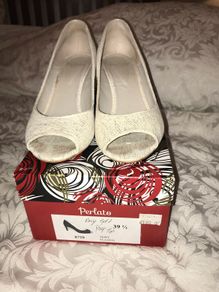 Peep toe Wedding shoes