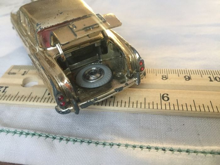 Corgi Bentley Continental. Model number 224. Gold. Rare model.
