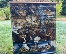 Chest of drawers