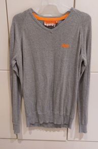 Super dry jumper size large