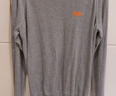 Super dry jumper size large