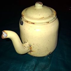 Yellow enamel pot