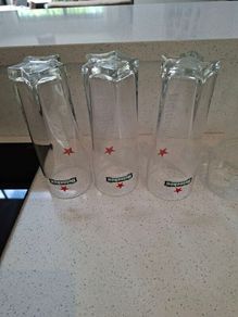 10 Pint glasses