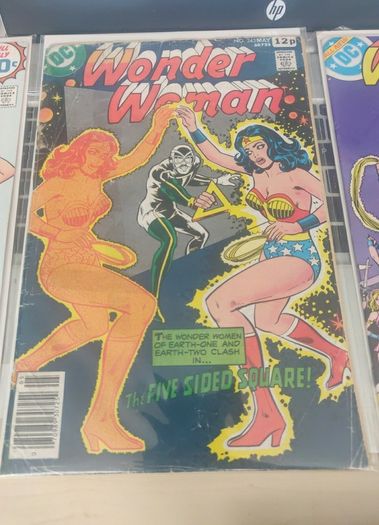 Wonder Woman lot