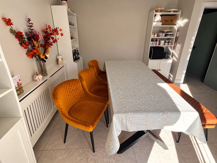Beautiful EZ Living Dining Set