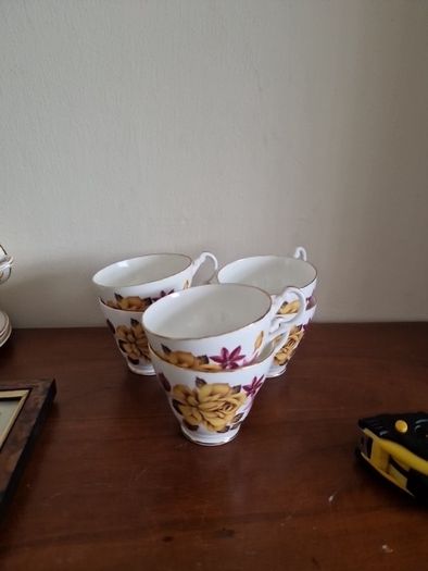 vintage teacups