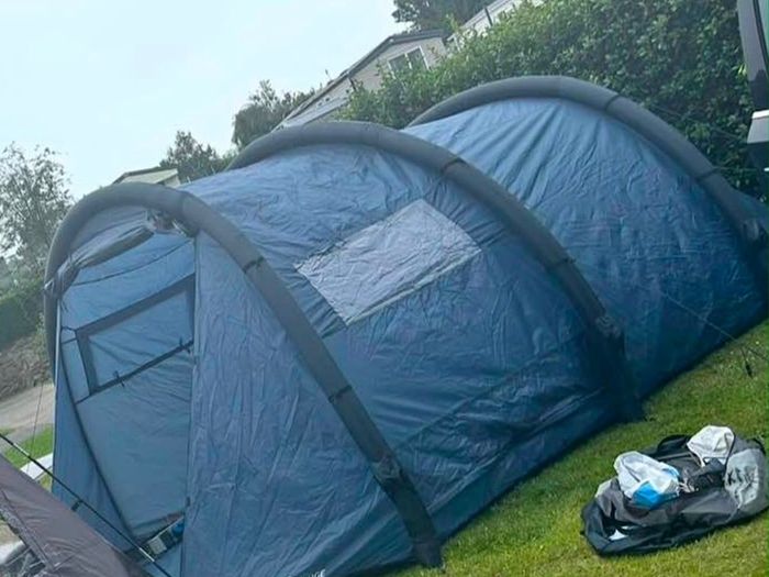 air tent